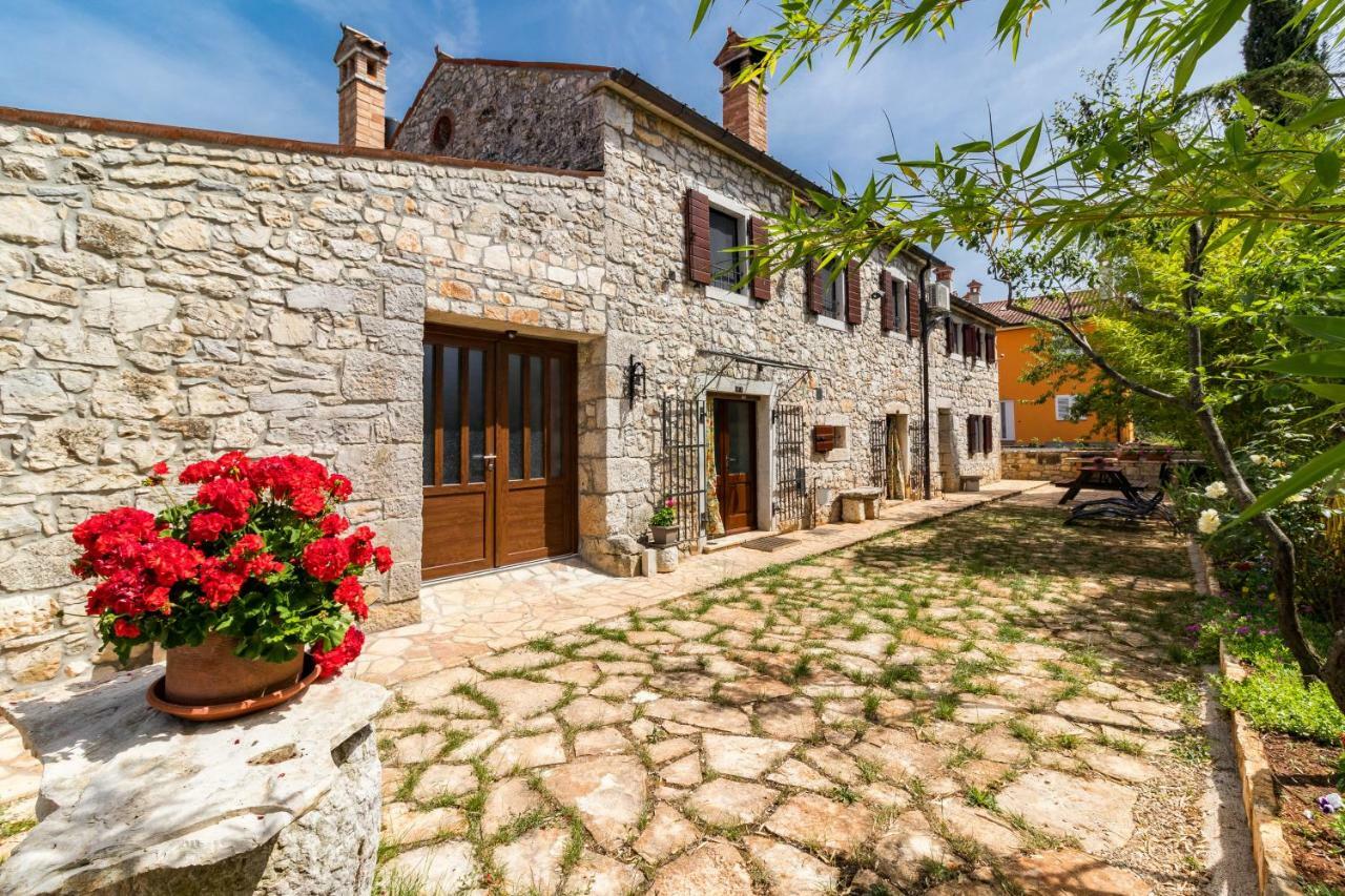 Old Istrian Home Martina 波雷奇 外观 照片